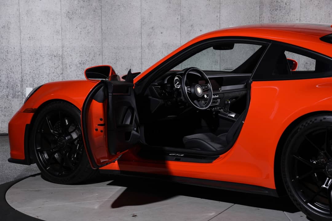 2022 Porsche 911 GT3 — photo 17
