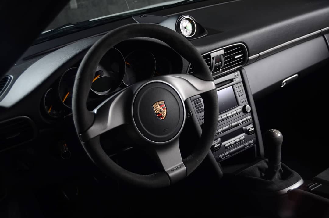 2010 Porsche 911 GT3 — photo 19