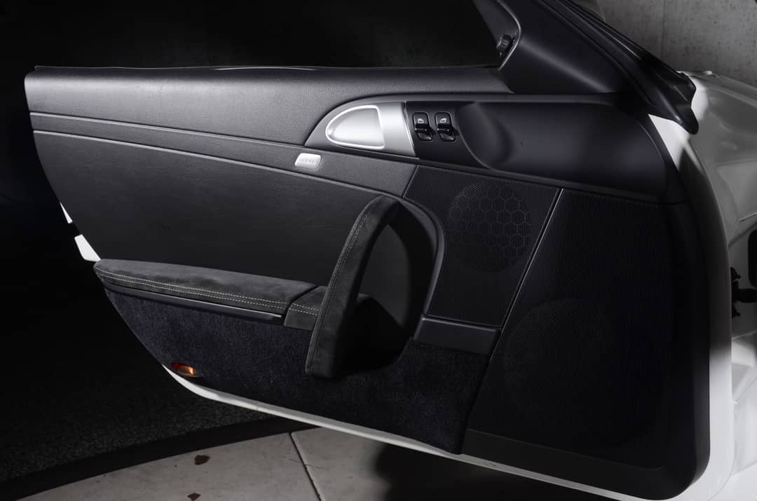 2010 Porsche 911 GT3 — photo 26
