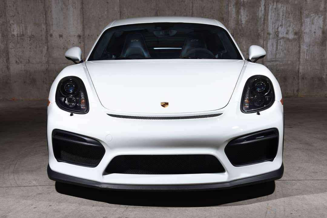 2016 Porsche Cayman GT4 — photo 11