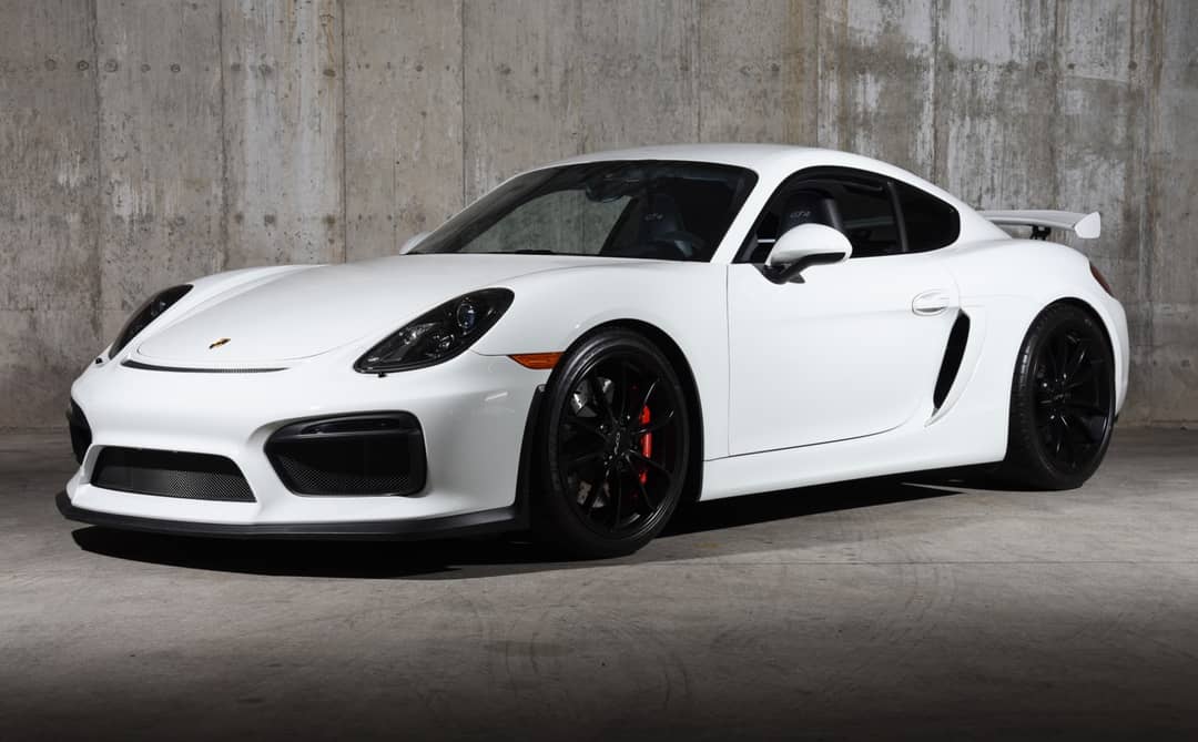 2016 Porsche Cayman GT4 — photo 9