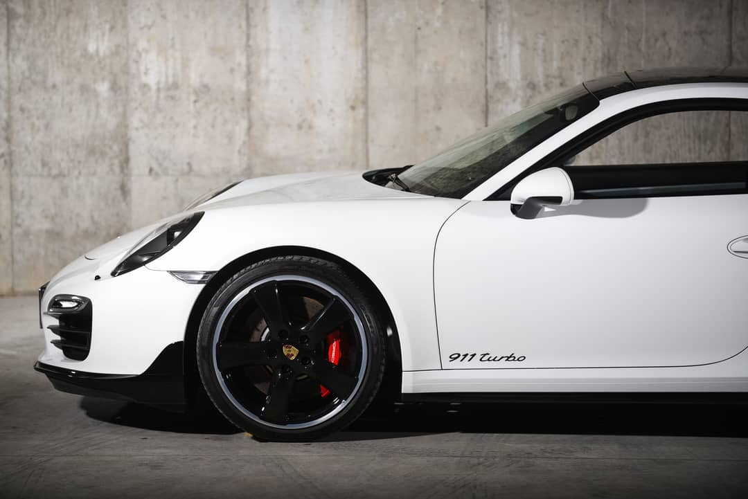 2016 Porsche 911 Turbo — photo 14
