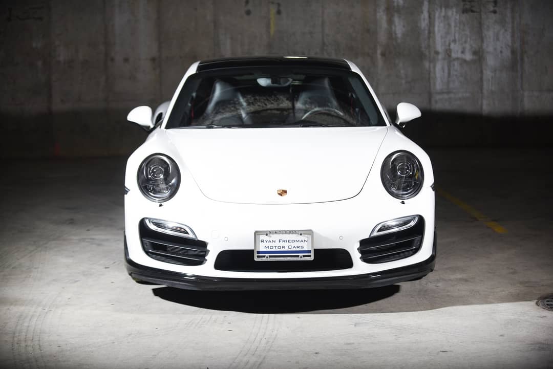 2016 Porsche 911 Turbo — photo 18