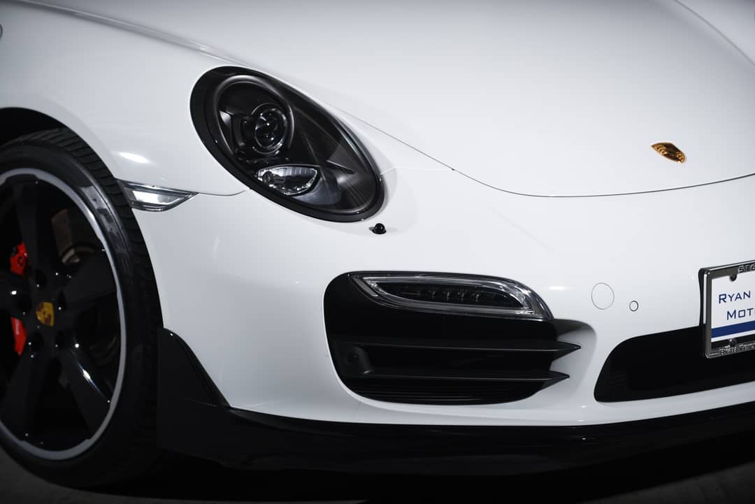 2016 Porsche 911 Turbo — photo 20