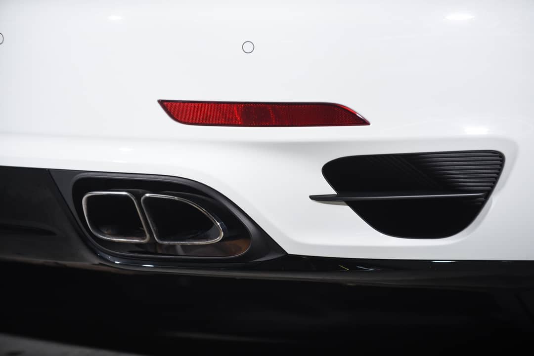 2016 Porsche 911 Turbo — photo 22