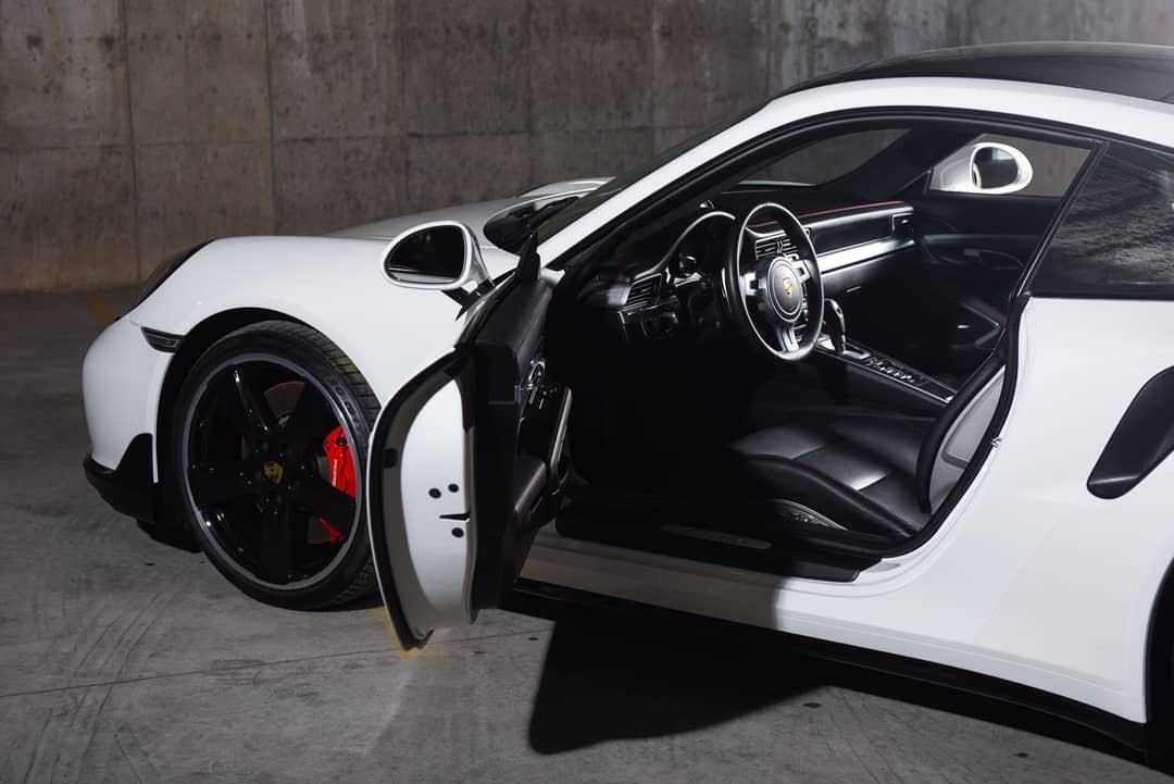 2016 Porsche 911 Turbo — photo 32