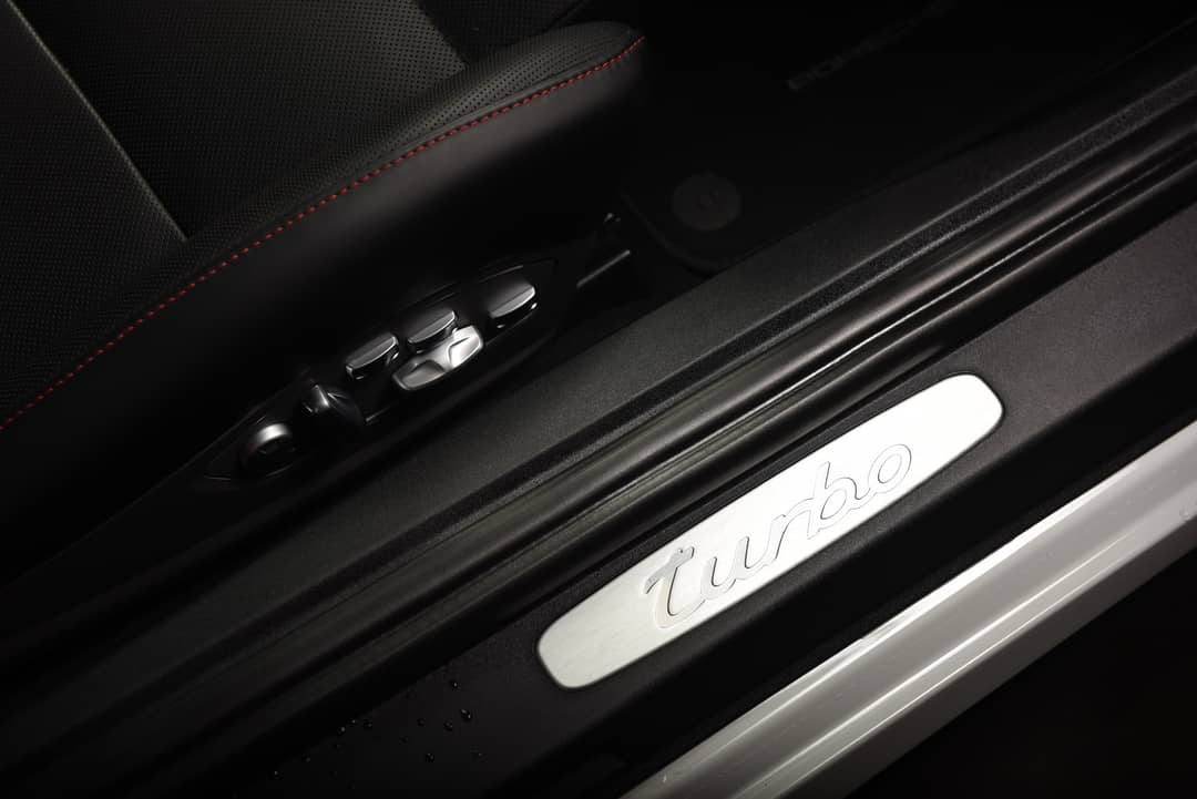 2016 Porsche 911 Turbo — photo 51