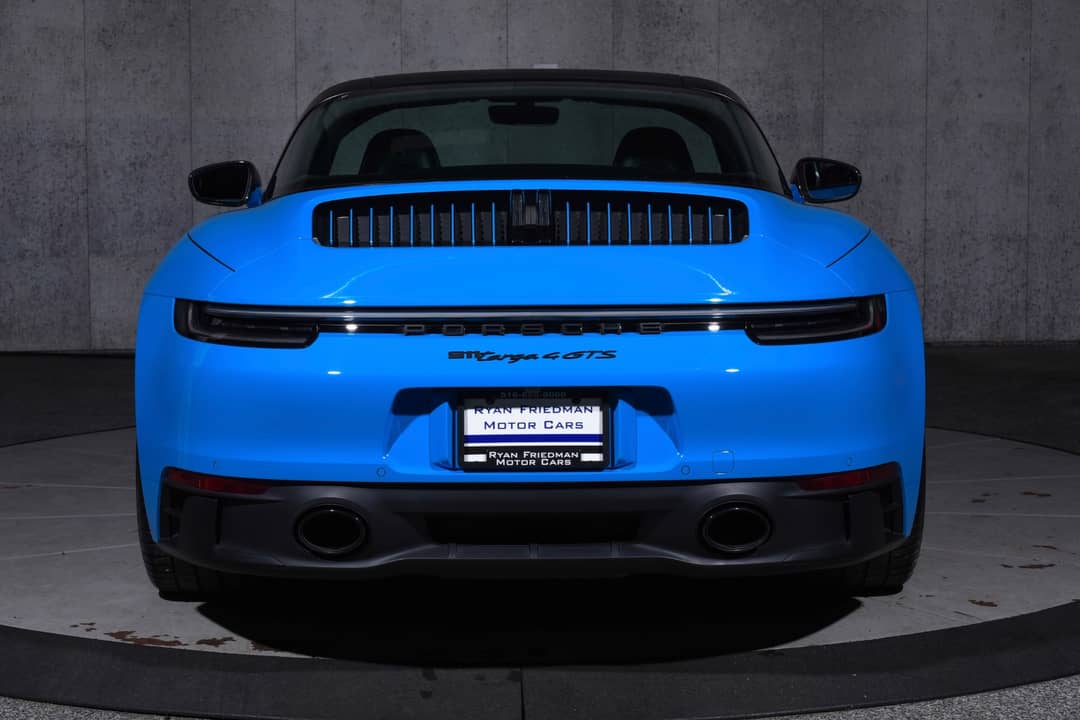 2023 Porsche 911 Targa 4 GTS — photo 15