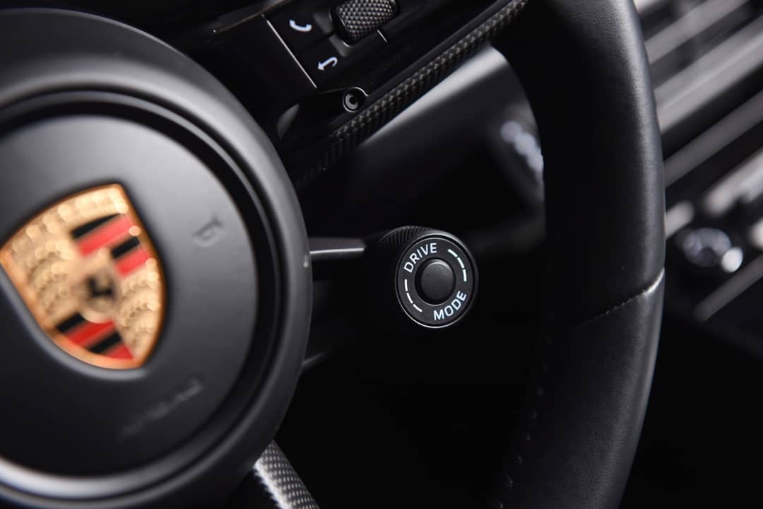 2023 Porsche 911 Targa 4 GTS — photo 23