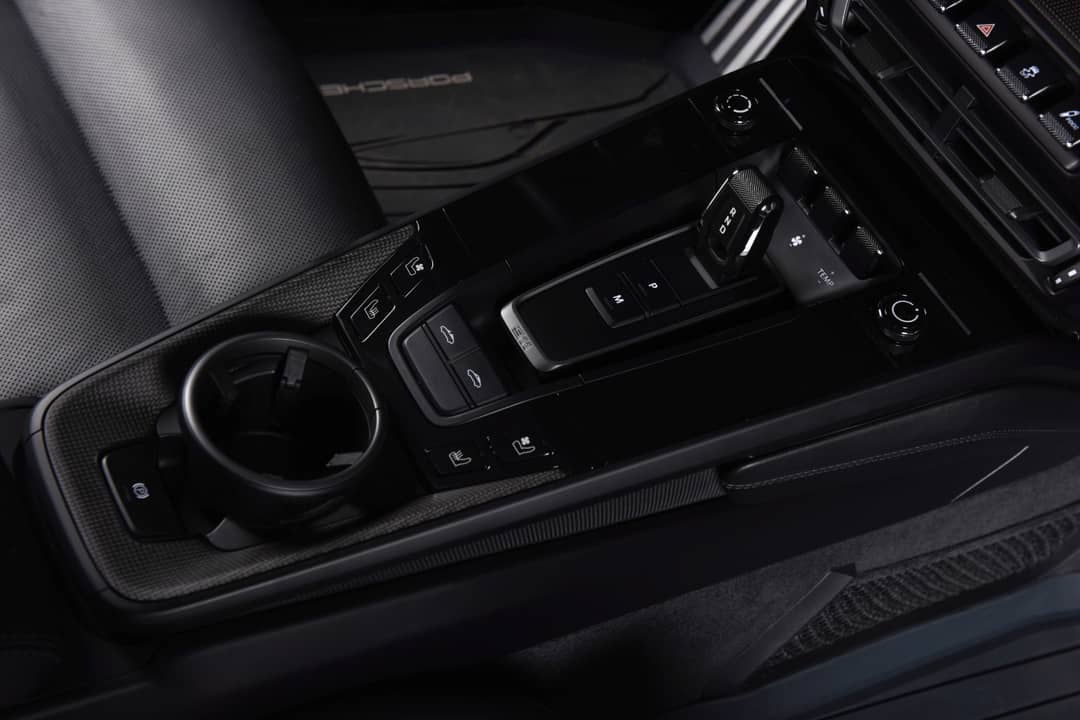 2023 Porsche 911 Targa 4 GTS — photo 25
