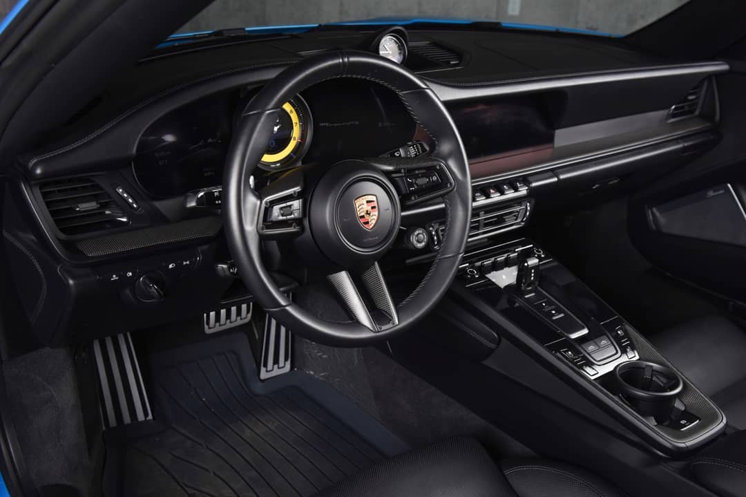 2023 Porsche 911 Targa 4 GTS — photo 5