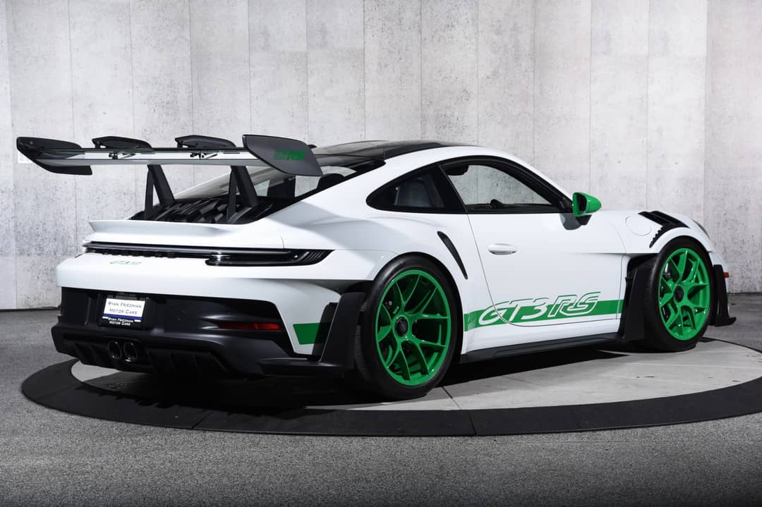 2023 Porsche 911 GT3 RS — photo 12