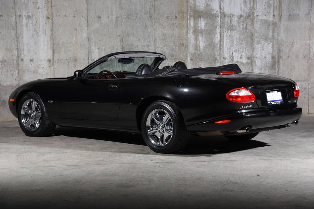 1999 Jaguar XK-Series XK8 — photo 11