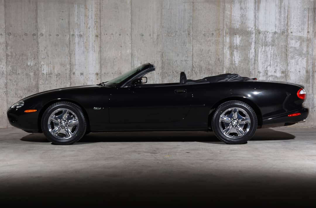 1999 Jaguar XK-Series XK8 — photo 14