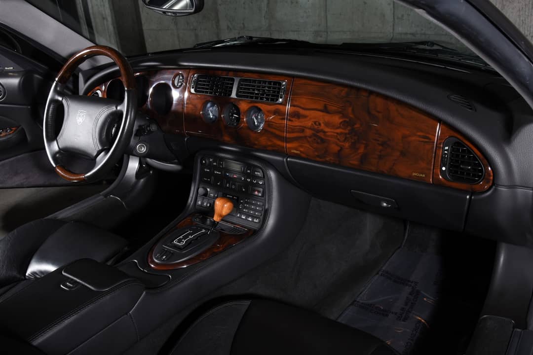 1999 Jaguar XK-Series XK8 — photo 16