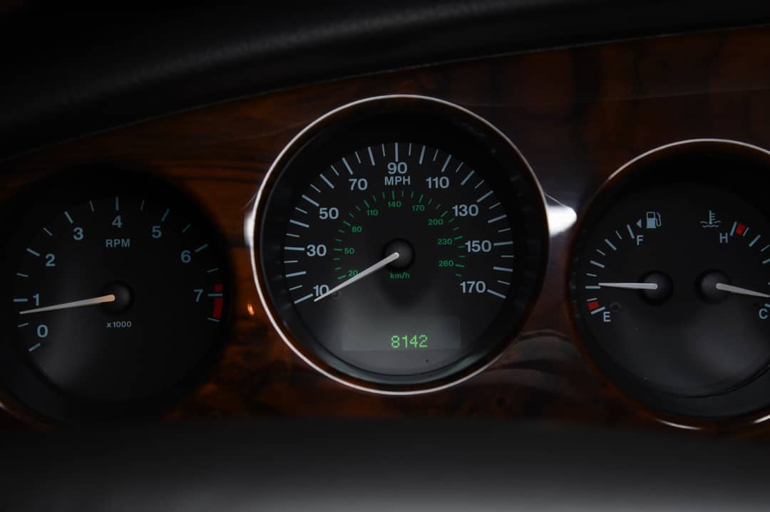 1999 Jaguar XK-Series XK8 — photo 21