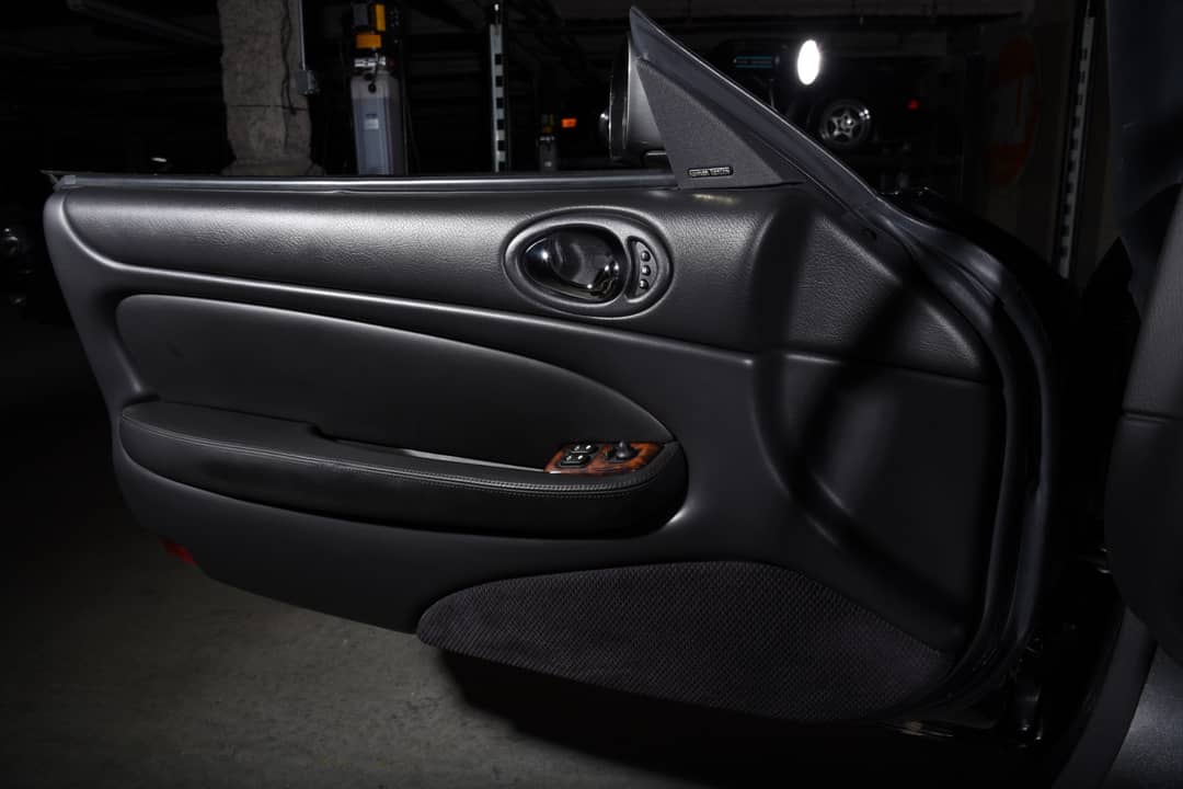 1999 Jaguar XK-Series XK8 — photo 25