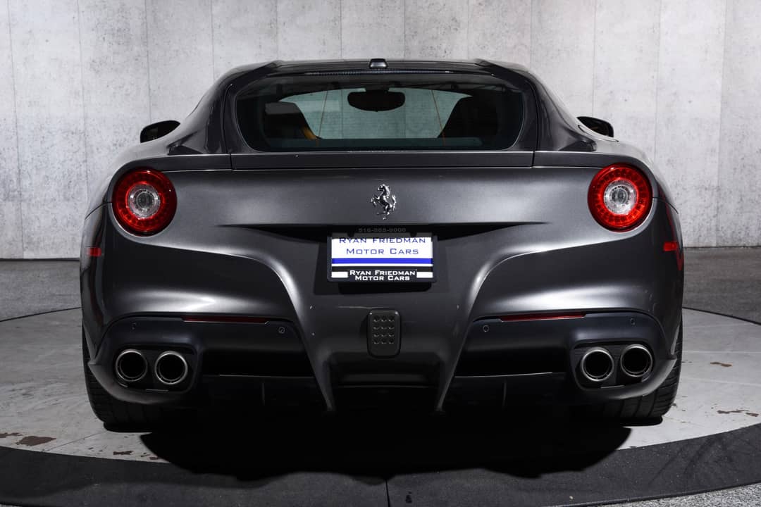 2015 Ferrari F12berlinetta — photo 11