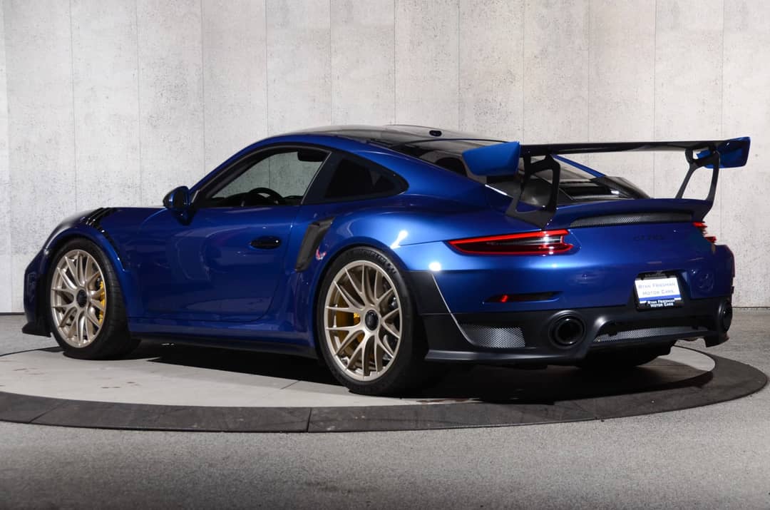 2019 Porsche 911 GT2 RS — photo 12