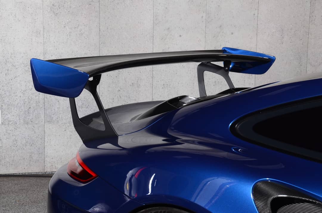 2019 Porsche 911 GT2 RS — photo 19