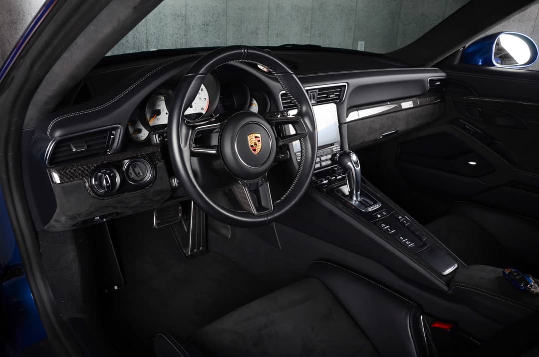 2019 Porsche 911 GT2 RS — photo 4