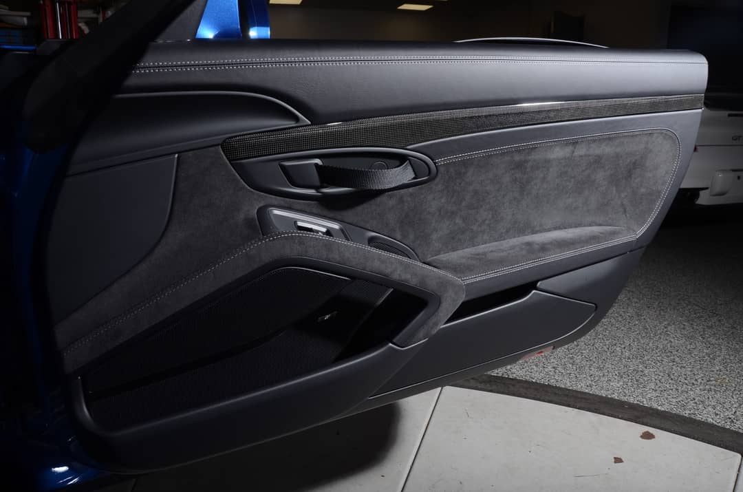 2019 Porsche 911 GT2 RS — photo 37