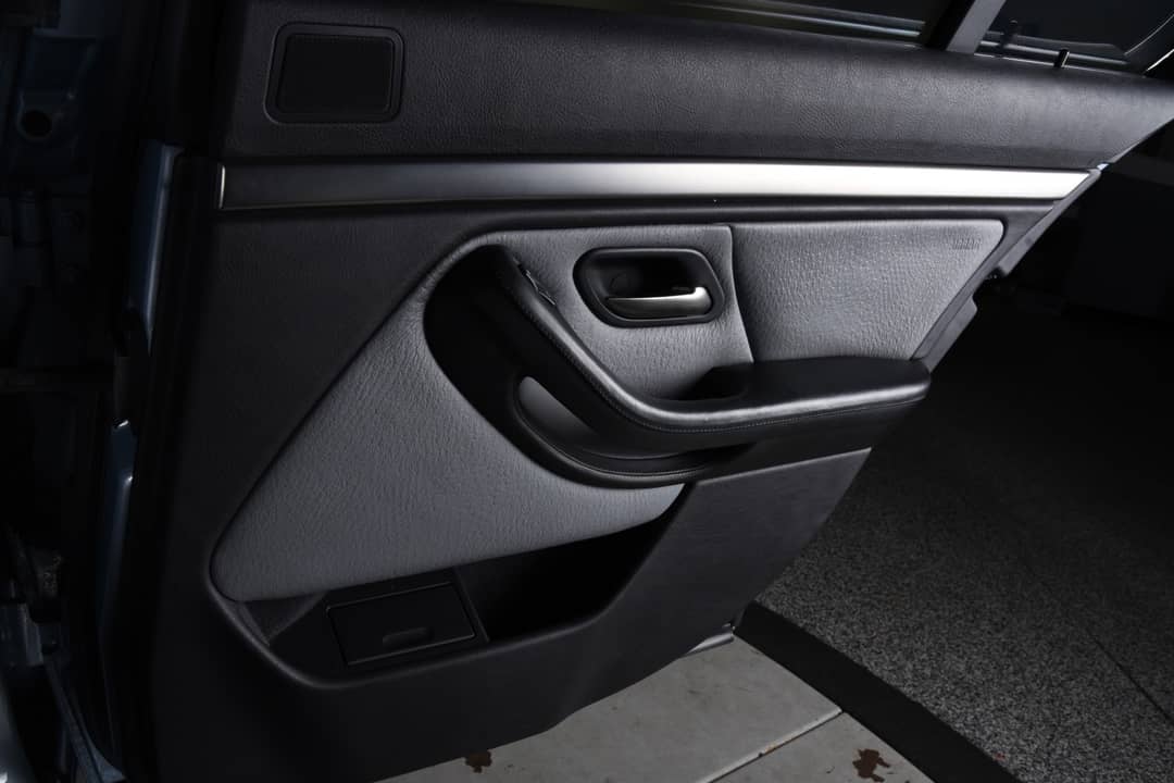 2001 BMW M5 — photo 22