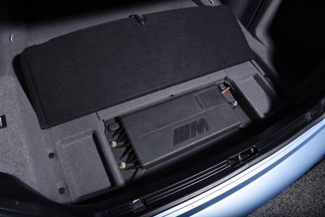 2001 BMW M5 — photo 32