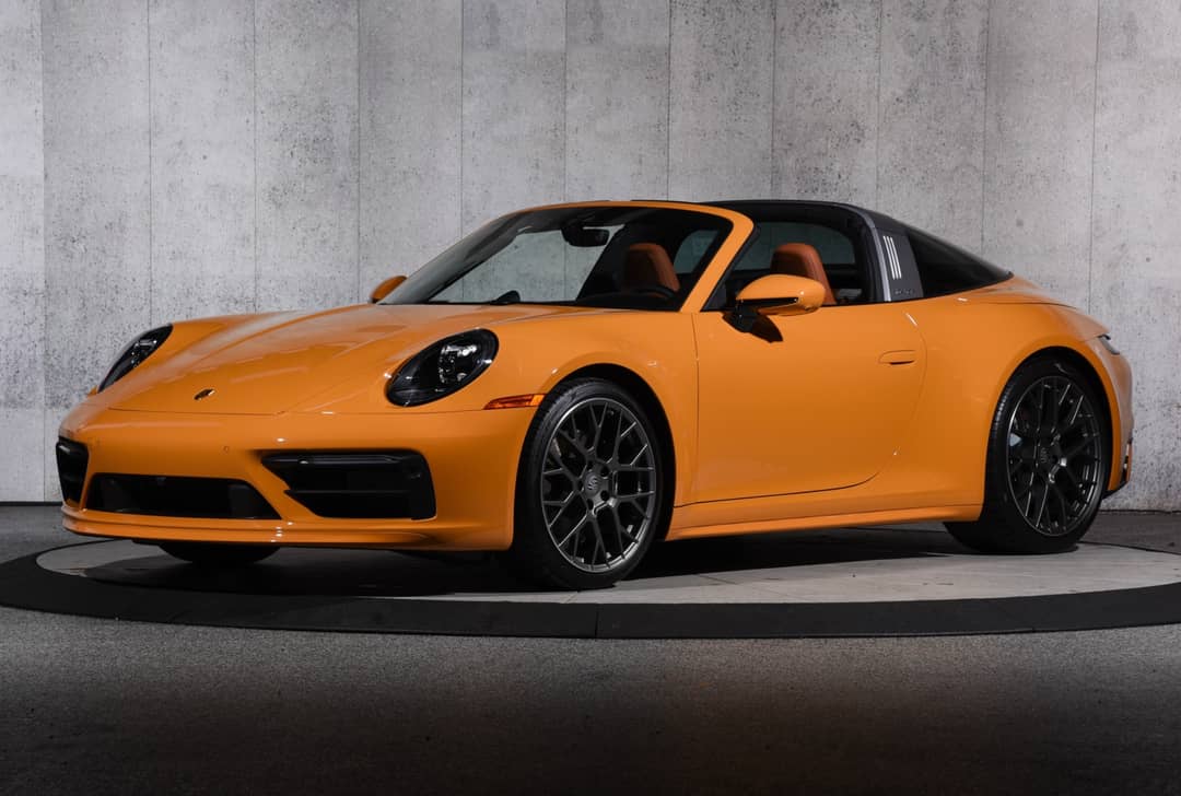 2024 Porsche 911 Targa 4S — photo 2