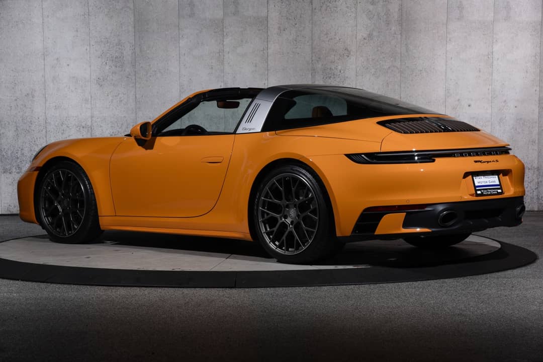 2024 Porsche 911 Targa 4S — photo 3