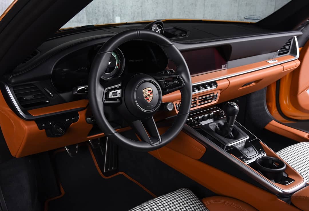 2024 Porsche 911 Targa 4S — photo 4