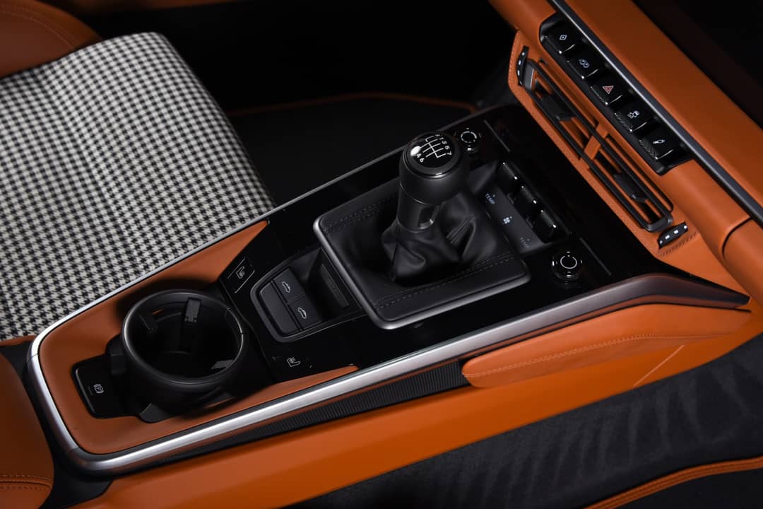 2024 Porsche 911 Targa 4S — photo 6