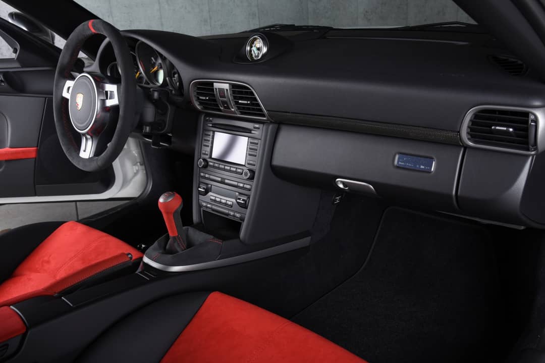 2011 Porsche 911 GT3 RS 4.0 — photo 18