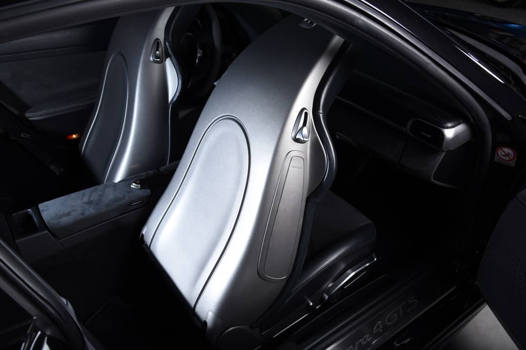 2012 Porsche 911 Carrera 4 GTS — photo 14