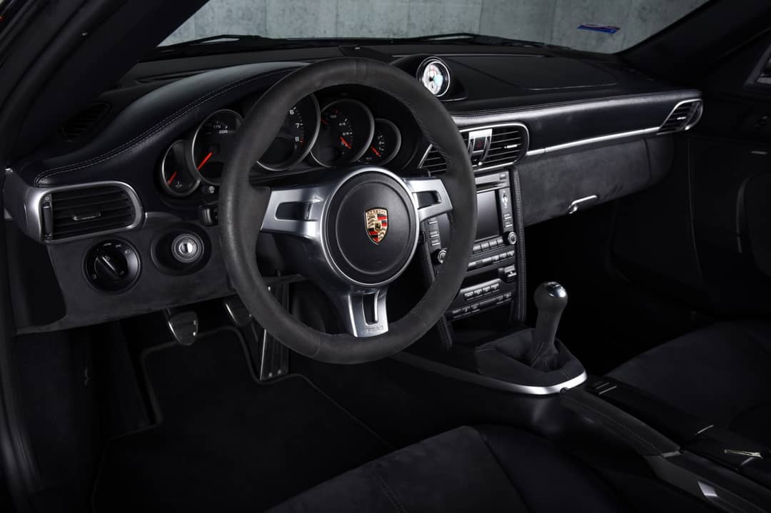 2012 Porsche 911 Carrera 4 GTS — photo 4