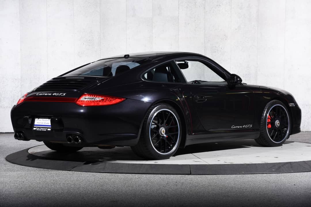 2012 Porsche 911 Carrera 4 GTS — photo 8