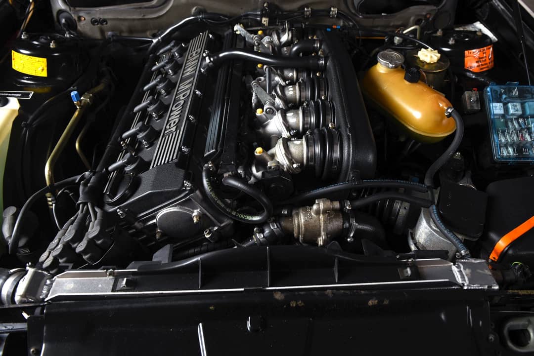 1988 BMW M5 — photo 7