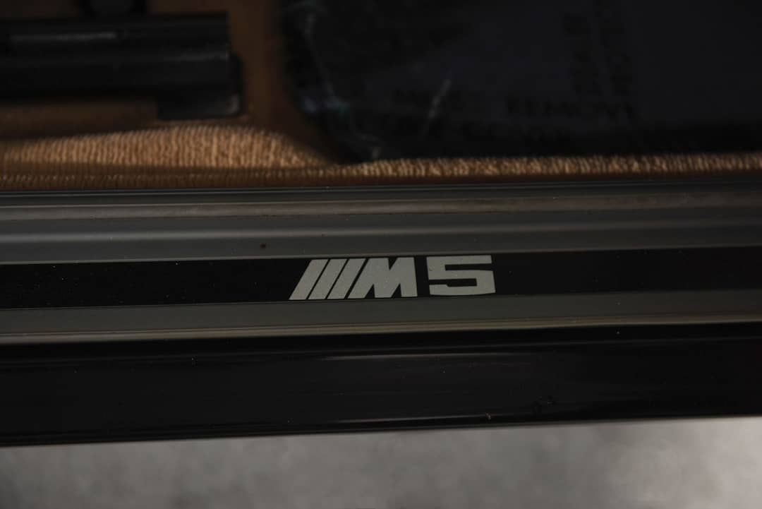 1988 BMW M5 — photo 12