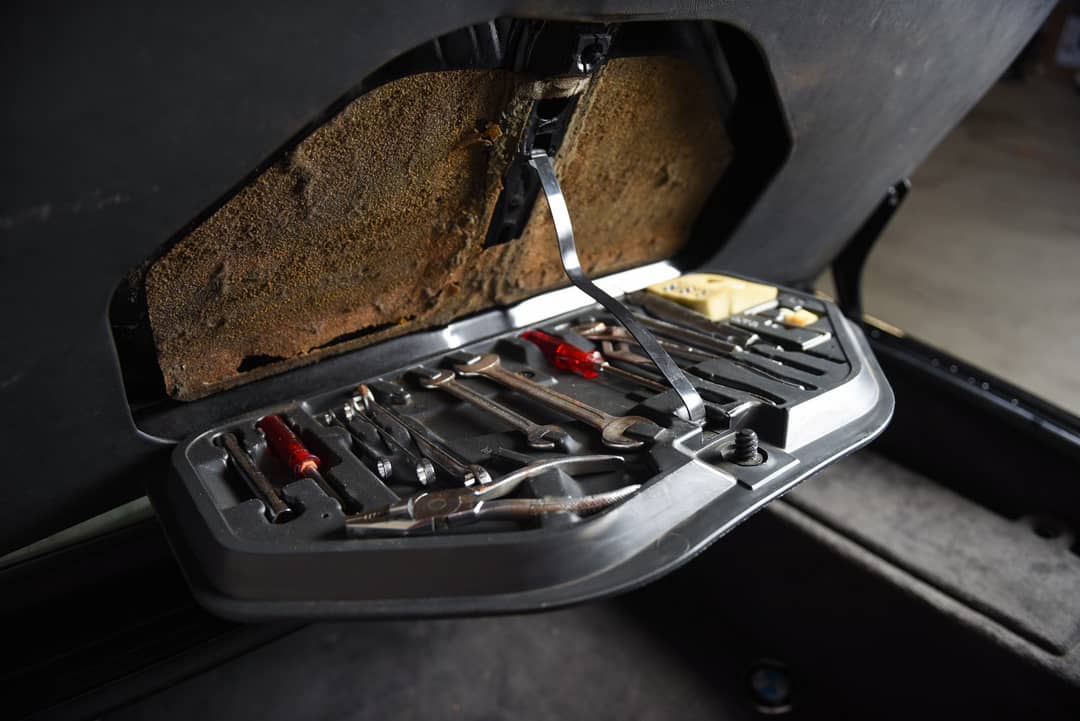 1988 BMW M5 — photo 19