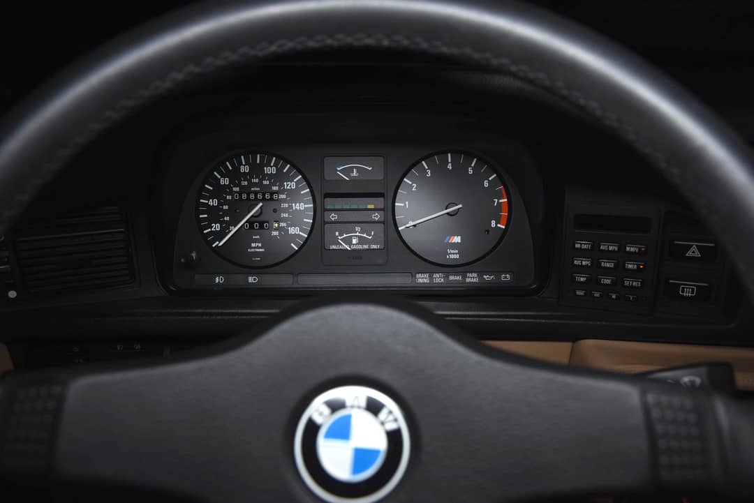 1988 BMW M5 — photo 29