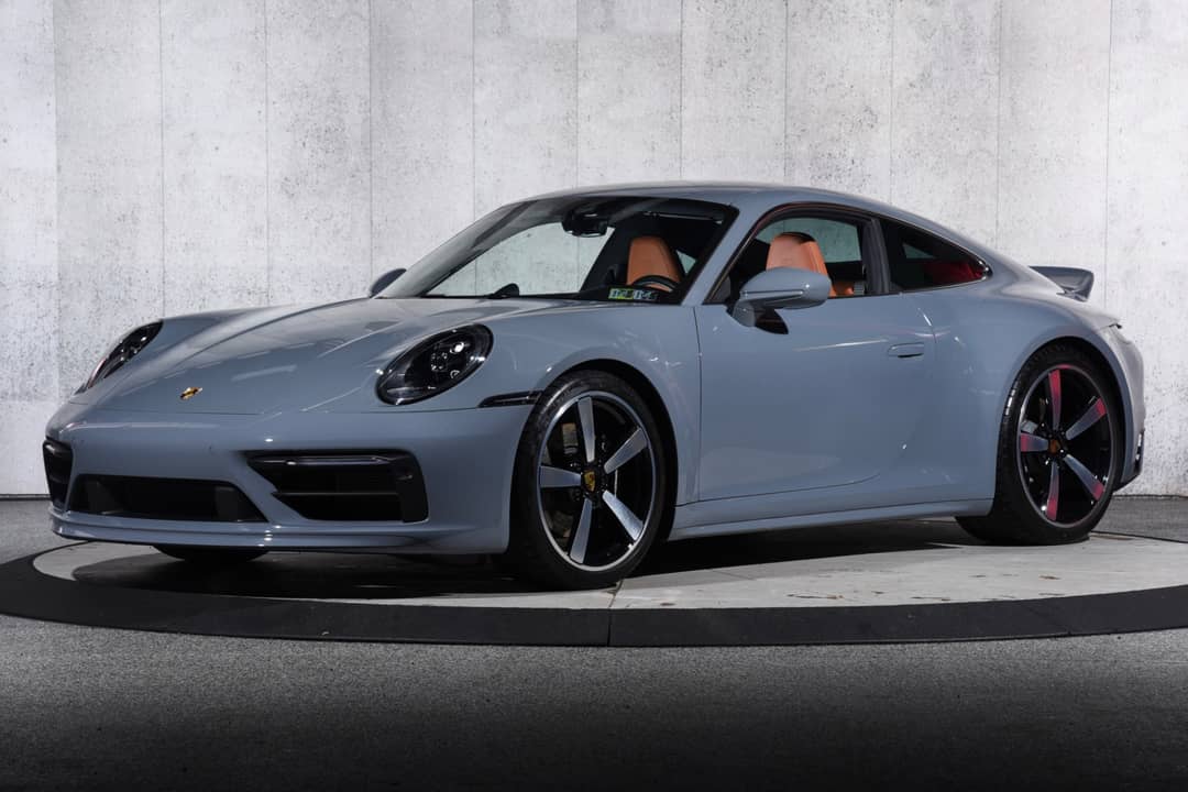 2024 Porsche 911 Carrera 4S — photo 11