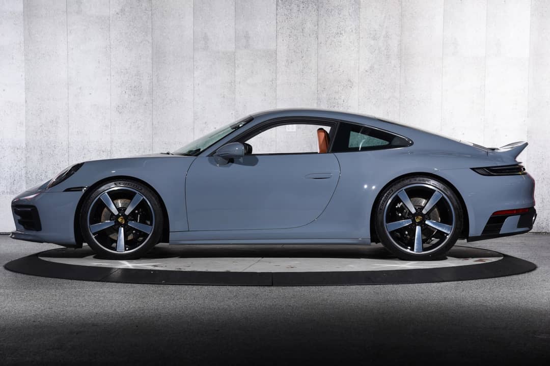 2024 Porsche 911 Carrera 4S — photo 14