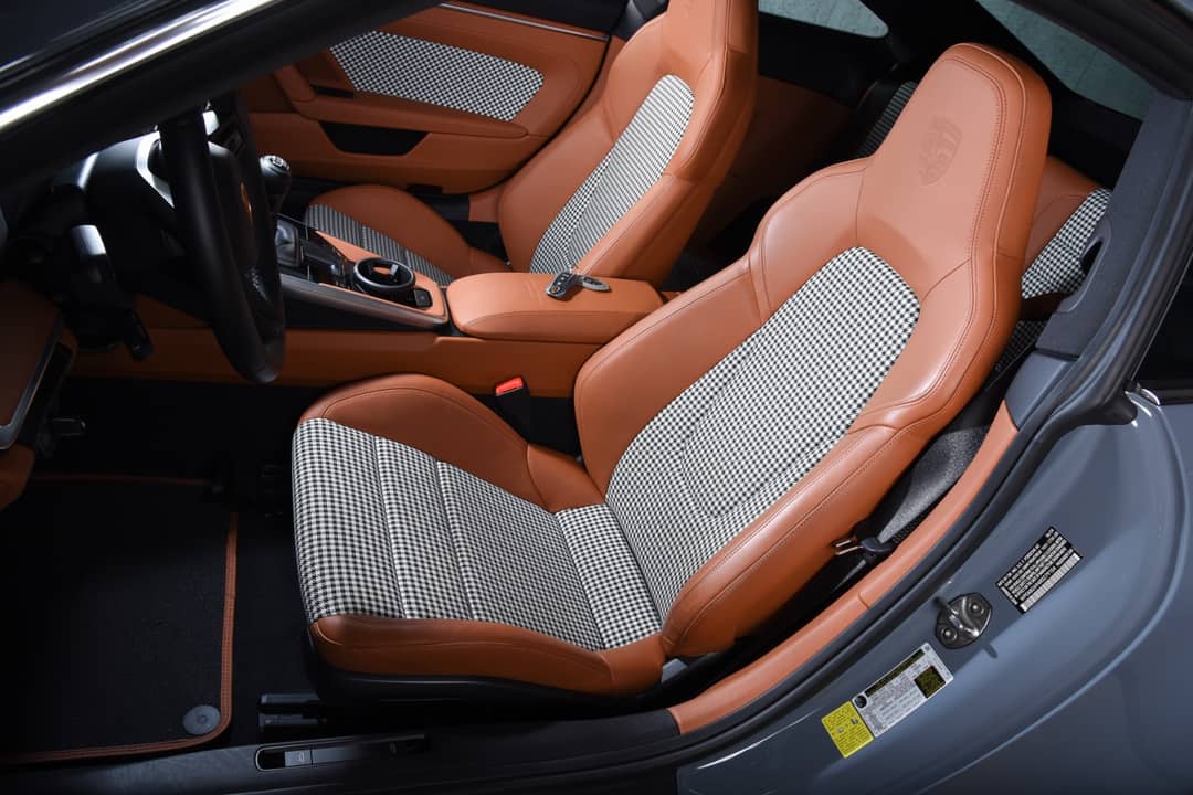 2024 Porsche 911 Carrera 4S — photo 18