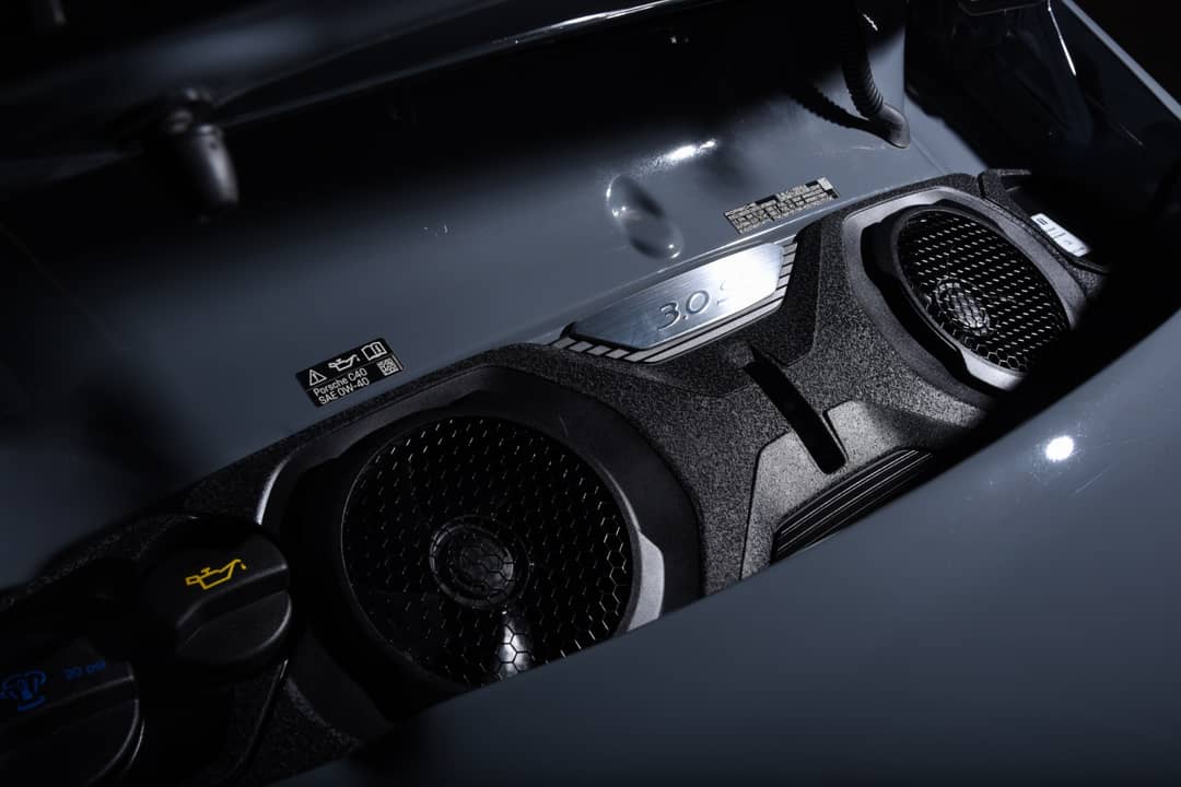2024 Porsche 911 Carrera 4S — photo 31