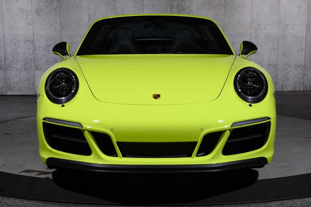 2018 Porsche 911 Targa 4 GTS — photo 13