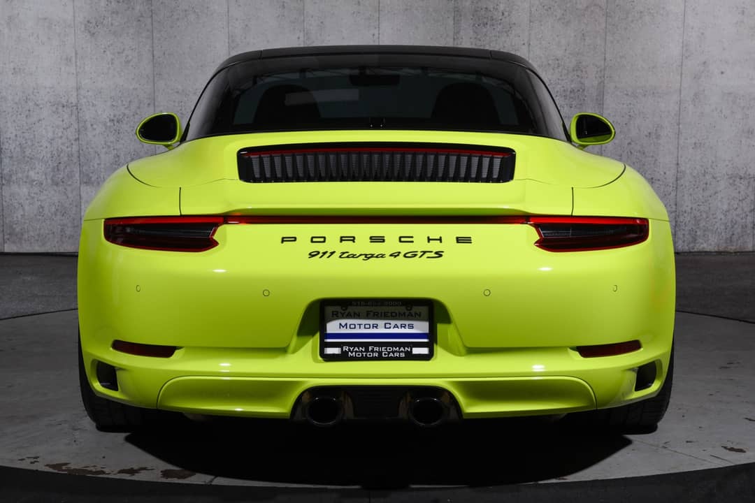 2018 Porsche 911 Targa 4 GTS — photo 14