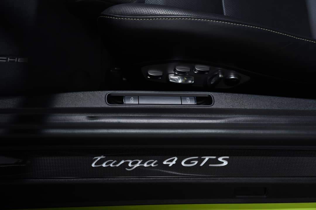 2018 Porsche 911 Targa 4 GTS — photo 36