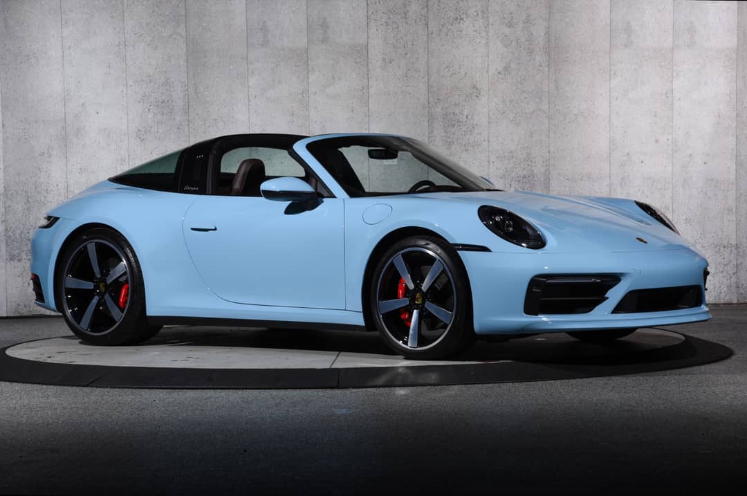 2022 Porsche 911 Targa 4S — photo 2
