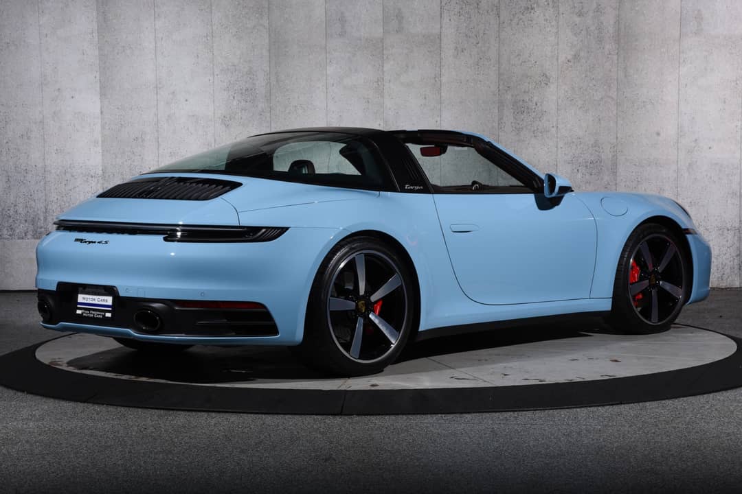 2022 Porsche 911 Targa 4S — photo 3