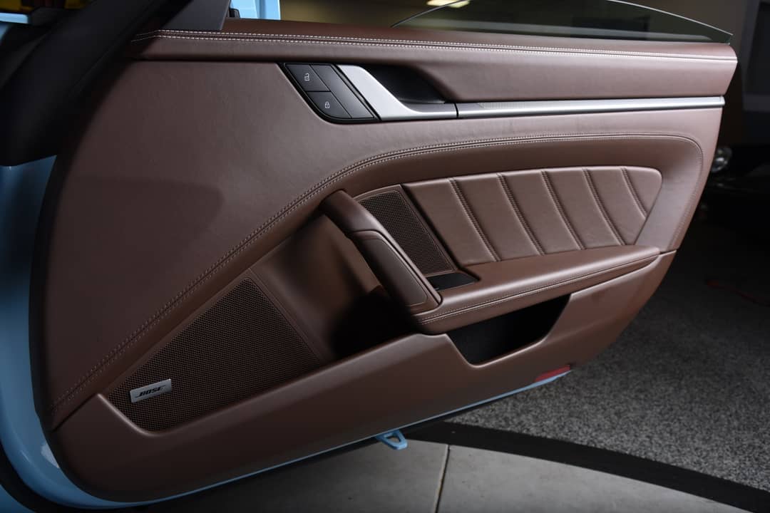 2022 Porsche 911 Targa 4S — photo 24